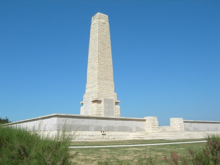 Helles Memorial to the missing of the Gallipoli campaign, Dardanelles, Turkey. (Image: CWGC website) 