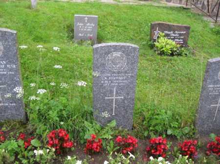 Jackson's headstone in Farsund Cemetery can be seen to the right of this CWGC image. 